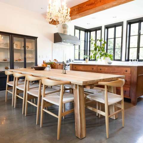 Image by @chateaudesunset Image by @chateaudesunset