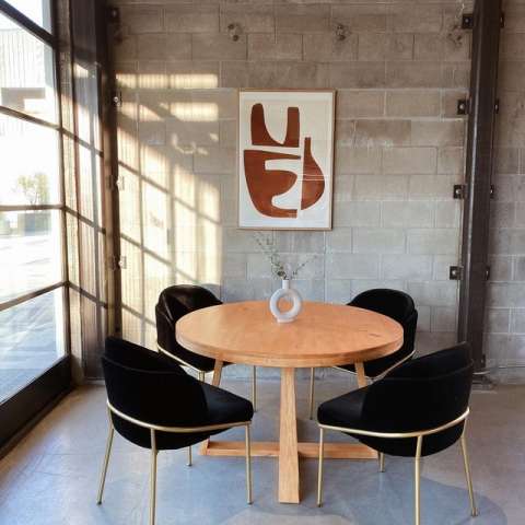 Image by @kelseycameroninteriors