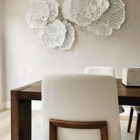 Image by @thebluelot Image by @thebluelot