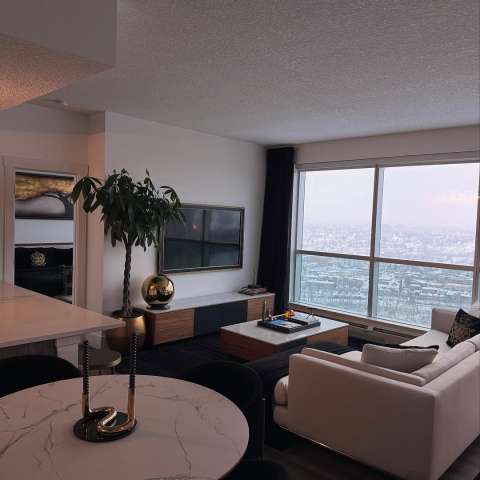 Image by @uuday_v Image by @uuday_v