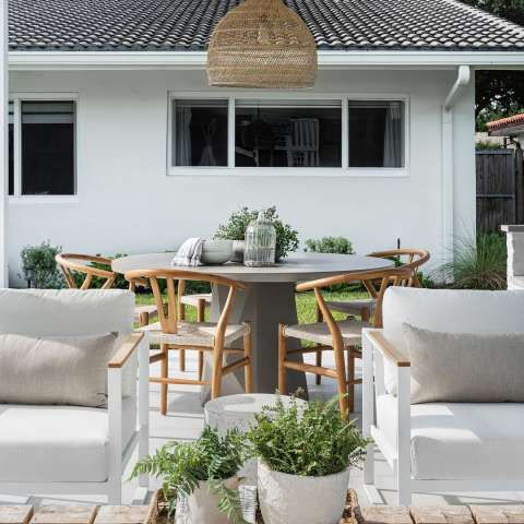 Image by @christinalaurendesigns Image by @christinalaurendesigns