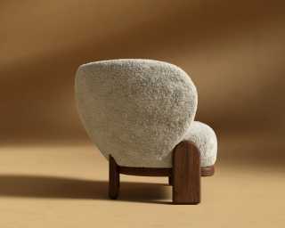 Pallas_Lounge_Chair_Shearling - Almond Pallas_Lounge_Chair_Shearling - Almond