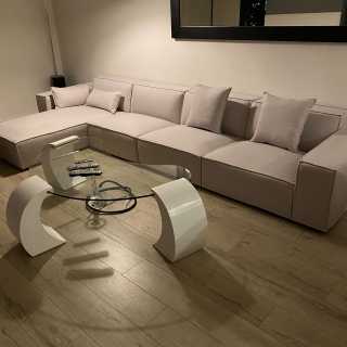 Image by Caroline Kourkaji Image by Caroline Kourkaji